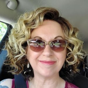 Meet your Posher, Kathy